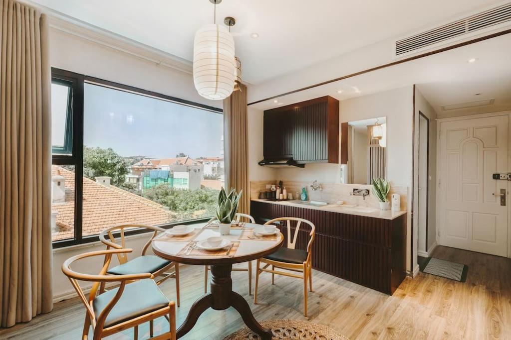 Homestay Giua Long Ha Noi - 10 Phut Den Pho Co هانوي المظهر الخارجي الصورة